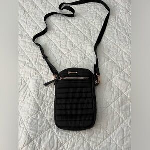 Stella and Dot Crush it mini crossbody